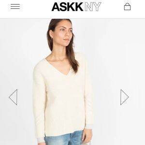 ASKKNY 100% Merino Wool  Offwhite/Cream Ladies Sweater Size0